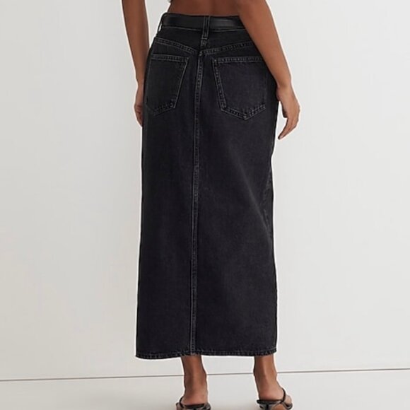 Madewell Denim Mid-Rise Maxi Skirt in Lunar Wash, 27 - Picture 3 of 10